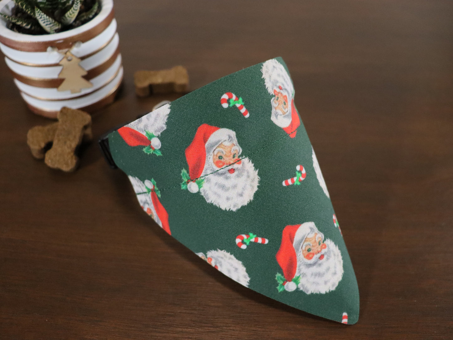 Christmas - Vintage Santa Bandana