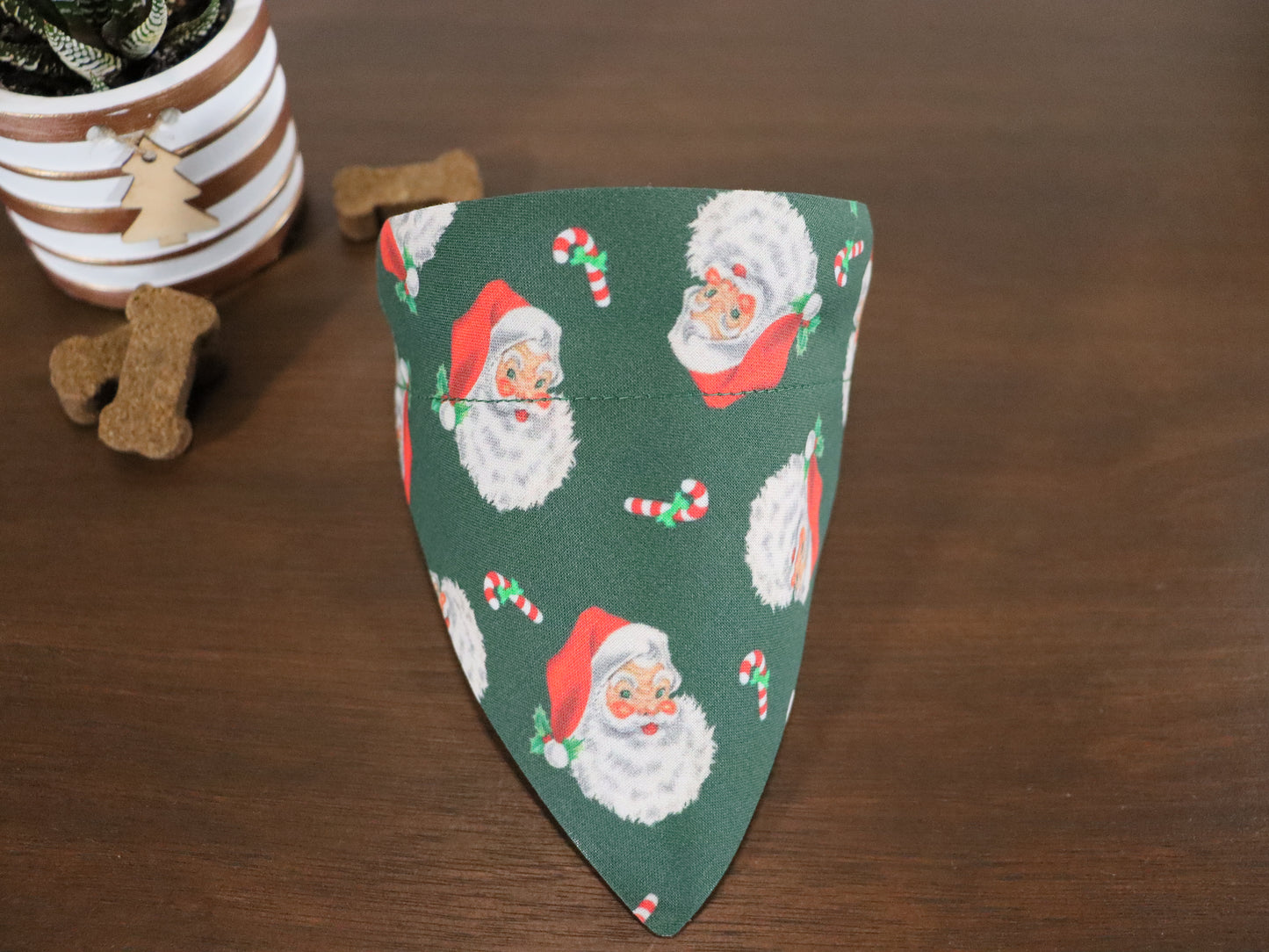 Christmas - Vintage Santa Bandana