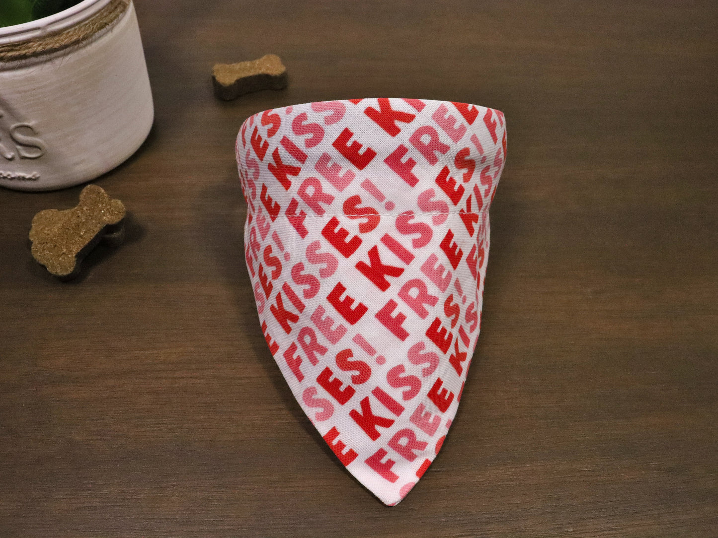 Valentine's Day - Free Kisses Bandana