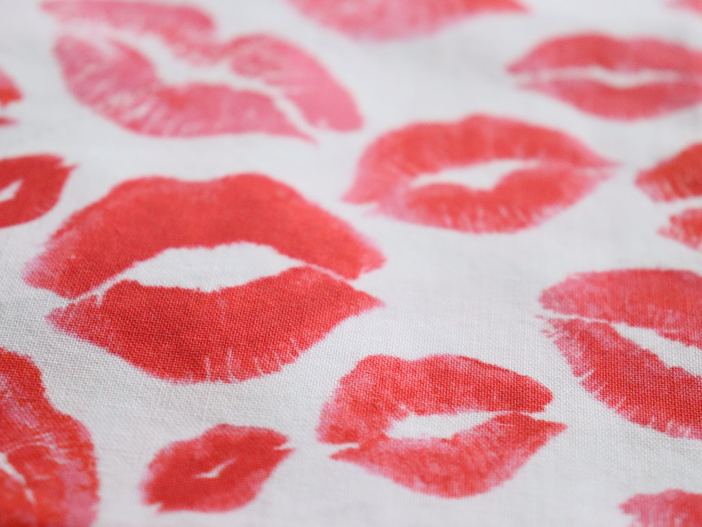 Valentine's Day - Lipstick Kiss Bandana