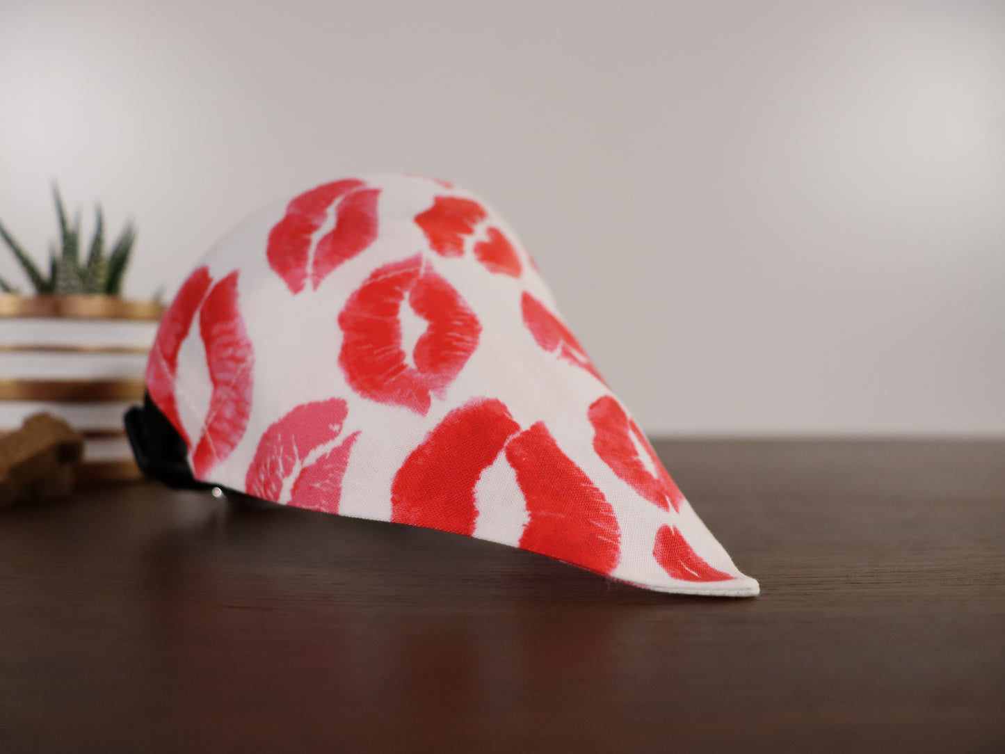 Valentine's Day - Lipstick Kiss Bandana