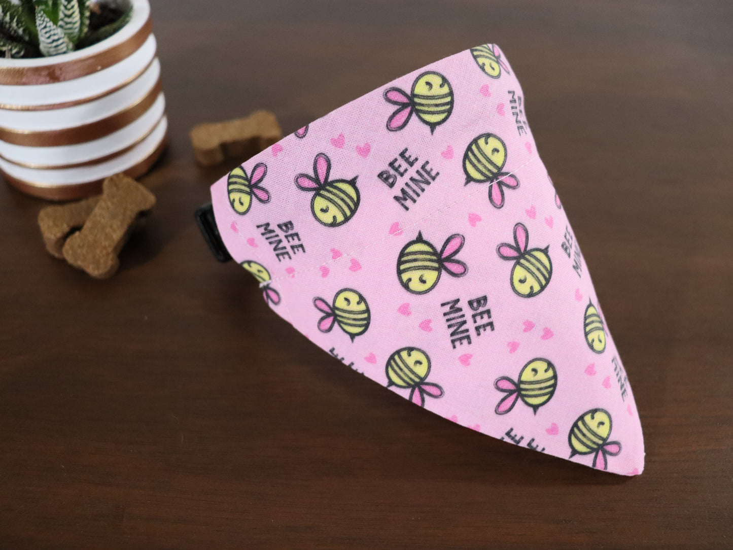 Valentine's Day - Bee Mine Bee's Bandana